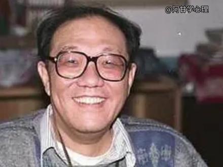 被史铁生老师的文字所震撼到了,初看以为就是简单的语句,再看一遍才知道有多绝,文字无声却震耳欲聋 #史铁生 #好书推荐 #读书