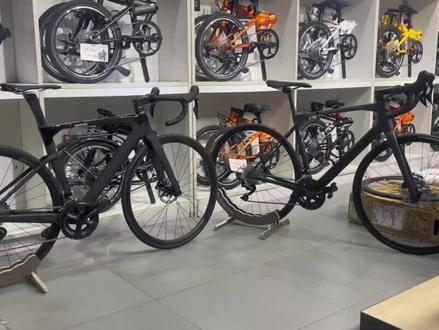 #骑帅不骑快 #公路车 #自行车推荐 #美利达 瑞克多4000对比斯特拉4000en #休闲骑