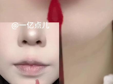 不会画唇妆~尝试晚上很火的嘟嘟唇画法~#嘟嘟唇 #嘟嘟唇教程 #嘟嘟唇画法 #唇妆 #唇妆教程