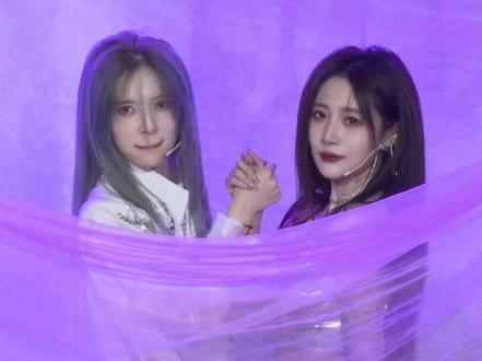 两个非常敬业的小朋友😚#gnz48 #石壮 #circle #塞纳河 #cp