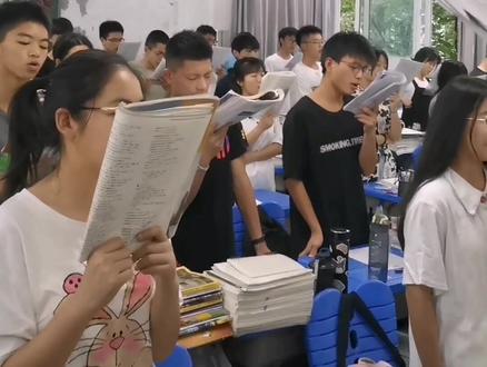 进高中,搏一次,拼三年!幸福是奋斗出来的