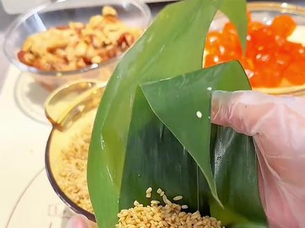慢动作四角粽子包法新手也可以学会哦 #手工粽子 #自制美味粽子 #自制粽子 #满级吃商通关赛