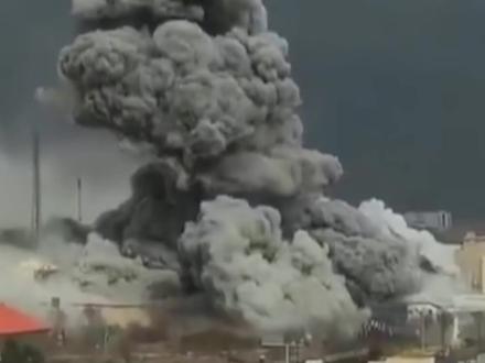 美伊开战,日本先崩 #伊朗 #热点 #零基础看懂全球 #硬核深度计划