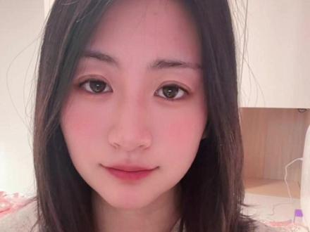 黄金涨了60%之后,2026年还能买吗 黄金涨了60%之后,2026年还能买吗#黄金 #投资 #财经 #美联储