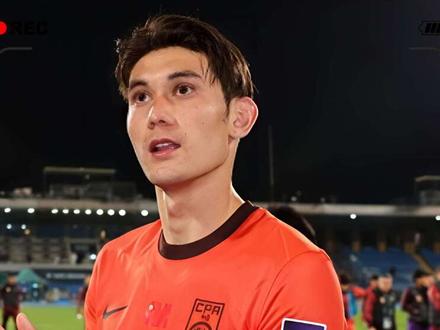 成都蓉城1600万重磅引援! 突发官宣!蓉城1600万拿下拜合拉木+贺一然!3年长约锁定潜力新星!#成都蓉城 #拜合拉木 #贺一然 #dou足球季