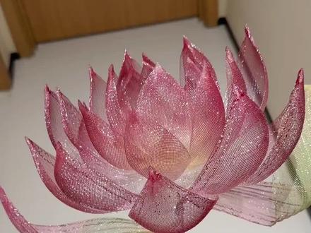 超超超详细悬浮莲花灯教程,时长6分钟14秒。建议收藏码住观看。附目录,材料清单和各种小技巧哦★#悬浮莲花灯教程 #手工 #悬浮莲花