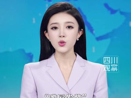 #嘴唇发紫心脏不好 ?3月25日据人民日报健康客户端报道,唇色青紫多提示心肺功能不佳,常见于慢阻肺、冠心病等气血运行不畅的患者。