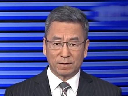 白岩松点评“四川凉山普基镇针对蹲地用餐、不叠被子制定罚款标准”:村民的个人生活习惯有必要深度介入吗?会不会侵犯村民隐私权?(11月18日央视《新闻周刊》)