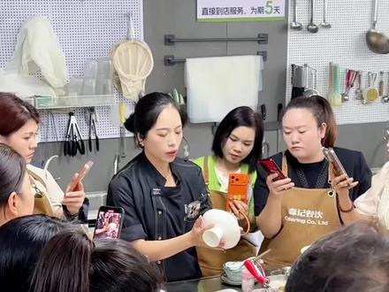 六个点给你揭秘森记糖水培训!#餐饮创业 #糖水培训 #干货分享 #女性智慧 #女性力量