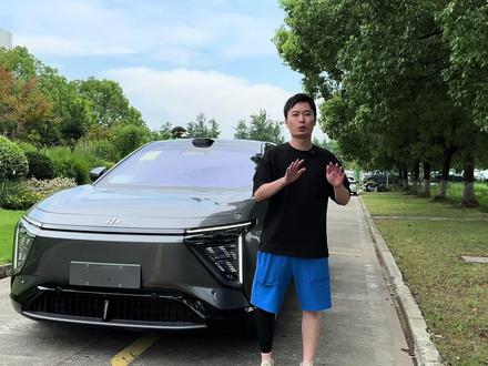 全新高合hiphi Y 帅就完了 33万起售的价格 你会选哪台车#高合hiphiy #高合hiphiy展翼而来 #新能源领航计划 #高合 #抖音汽车人共创计划