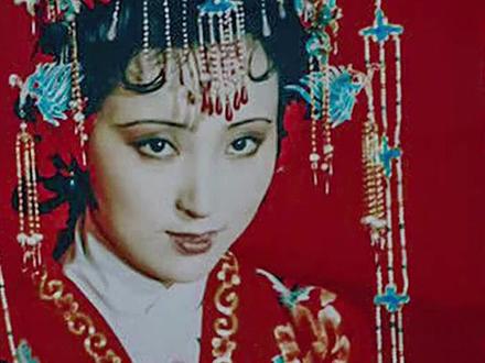 林黛玉最终真嫁给了贾宝玉?成了宝二奶奶?癸酉本石头记解析