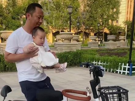 给宝贝安排的电动车座椅 一个人带孩子出行 太方便啦#电动车儿童座椅 #带娃出门 #好物推荐🔥