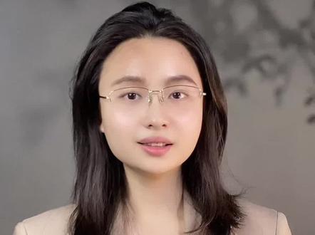 足球队员飞踹裁判,凉山官方紧急道歉。#川超 #足球 #足协 #苏超 #社会新闻