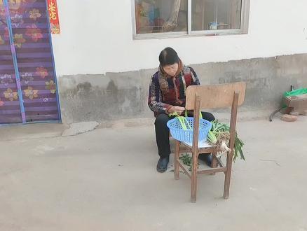母亲担心一朵看不上子奇,母女俩谈心,一朵表明态度