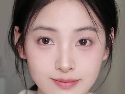 老婆们求的快速早八妆它来了!!#新手化妆教程 #早八妆容 #numbuzin #素颜霜