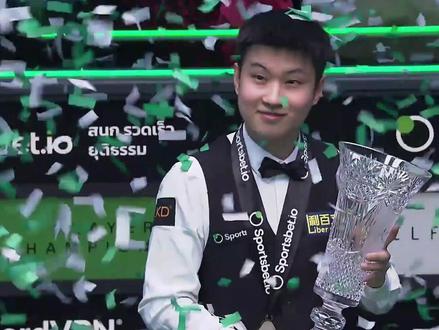 6进决赛全胜!赵心童10比7希金斯,球员锦标赛亚洲首位冠军! #赵心童 #希金斯 #2026斯诺克球员锦标赛 #赵心童夺冠