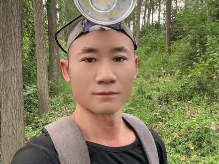 昨晚又是爆桶的一天!#我的乡村生活 #蜈蚣