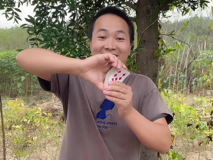无论你选到哪张牌,我都能知道,特简单,学会逗朋友玩