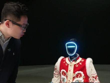 揭秘春晚机器人:今年是打拳和后空翻,明年说不定就当主持人了! #春晚机器人 #宇树机器人 #宇树科技 #豆包 #春晚