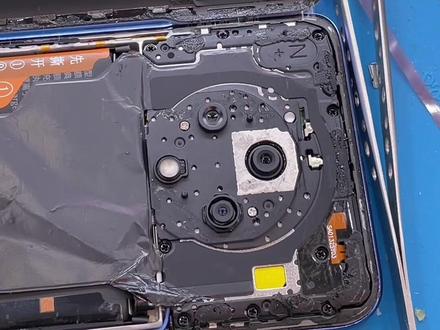 #优畅享50plus 拆机#优畅享50plus换屏幕 #手机维修 #湛江#湛江手机店#湛江潮流数码 优畅享50plus 换屏幕,注意事项:拆后盖的时候,注意音量按键排线不要搞断,还有镜头下面是双面胶粘住的,屏幕四周有胶粘紧,如果换盖板难度 风险大一点。