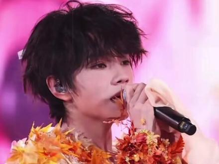 短短四十秒,诉不尽你的二三年。#我的大明星一定红透半边天 #王橹杰 #我的追星日记