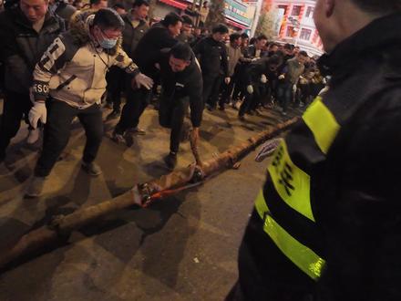 这里是甘肃临潭—万人扯绳,这里也是我的家乡她值得让更多人看到 #甘南#临潭#万人扯绳 #来临潭万人扯绳闹元宵#奇遇中国年