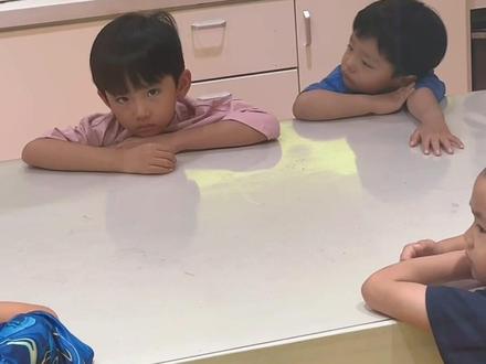 我算看明白了,兄弟俩一个文将一个武将…#人类幼崽 #二胎 #当当米乐 #萌娃日常