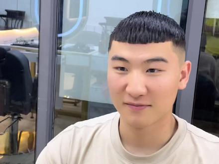 #宝藏发型师pk赛 牛舔式发型时尚是一种轮回#服帖烫