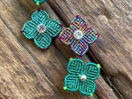 绳编四叶草耳钉慢动作完整版教程来了。#纯手工编绳 #绳结 #零基础教学 #编绳教程 #绳结教程 @DOU+小助手