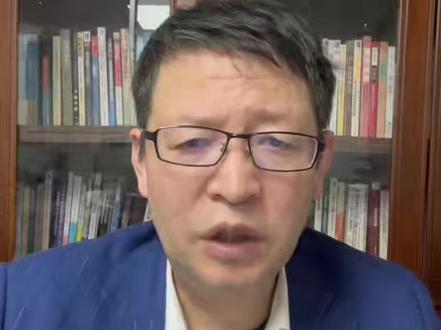 油价涨黄金反而大跌,背后什么原因? #黄金 #财经 #美国 #热点 #燃起来了大国重器