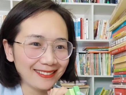 三年级上册必读书《稻草人》版本众多,怎么选?#小学语文 #适合小学生的课外读物推荐 #三年级 #课外阅读 #好书推荐 @DOU+小助手