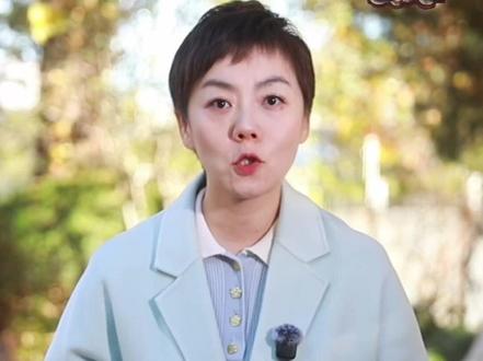 #曹岩说说 超过54万张飞往日本的机票被取消,赴日旅游遭遇“退订寒潮”,与此同时,韩国、泰国、新加坡等多国旅游业迅速捕捉市场变化,多措并举吸引中国游客。高市早苗“搞事”只会把日本搞乱,而失去中国游客的消费红利,日本旅游业的这场寒冬注定难捱。(总台央视记者 侯军 曹岩 张煜 张喆)