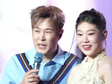 为何沈佳润同时出现在两个平台跨年?看到忙得不可开交的周深,揭开外行人不懂的秘密#沈佳润 #周深 #刘宇宁 #娱乐评论大赏 #内容启发搜索