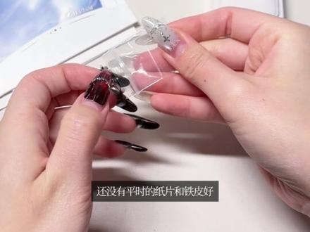 恋与深空黎深戒指开箱 | 包装配不上的美貌
感觉实物比拍出来好看可入
就是包装实在草率
#恋与深空 #黎深 #开箱 #吃谷日常 #恋与深空戒指