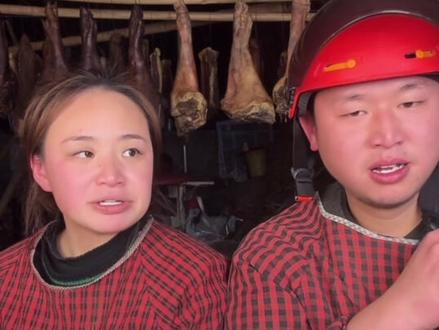 豆包已经吵不过姐弟俩了#名模坤 #名模静 #豆包吵架 #名模坤名模静 #名模坤直播回放 @名模坤 @名模静 @豆包