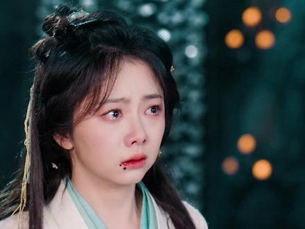 肖瑶做梦也想不到,心心念念的红烨会和碎梦仙君种下鸾凤情! #逍遥 #谭松韵 #侯明昊 #因为一个片段看了整部剧 #好剧推荐