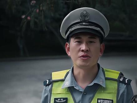 喝酒不开车,开车不喝酒,其实每个人都知道,不要抱有侥幸心理 #喀什公安#古城交警#交通安全#酒驾#安全出行 @平安天山 @平安喀什 @喀什好地方 @古城喀什