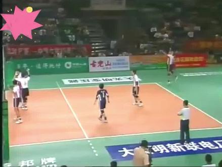 中国女排快攻打男排!性别大战(四)刘亚男、马蕴雯背快背飞! #女排 #排球 #扣球 #排球比赛 #中国女排