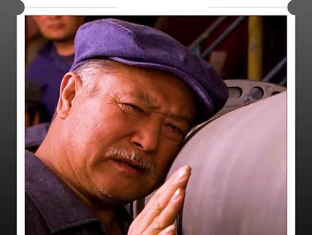 #好剧推荐#影视解说 女吊机手一个不留神酿出了大错 只好请来老师傅救场