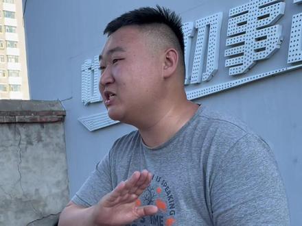 #一吃一个不吱声 炒面,睁眼睛骗啊。