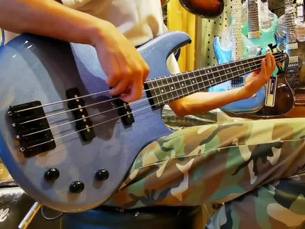 #ibanez 用ibanez入门款电贝斯演奏Billie Jean#贝斯演奏☺️