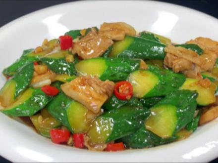 黄瓜这样炒简直太好吃了,清脆爽口好吃又下饭,真解馋 #黄瓜炒肉 #黄瓜好吃的做法 #凉拌黄瓜 #拍黄瓜