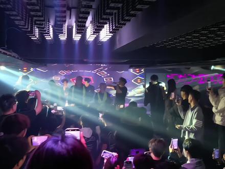 dj台有点堵 胖头鱼老师来指挥交通#网红#沈阳