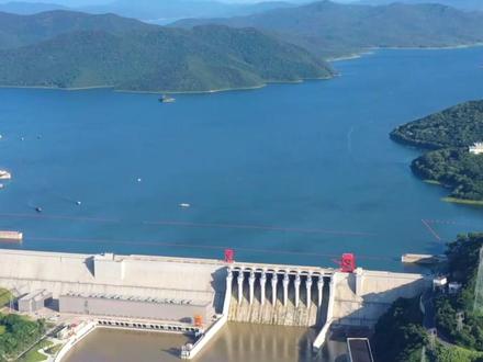 总投资149亿元!吉林省中部城市引松供水工程12月8日全面投运。#吉林省中部城市引松供水工程正式投运 #149亿重大节水供水工程全面竣工助力吉林发展 #长春等三市将享优质水源 #吉祥新闻守望都市 (记者:程瀚 编辑:王鹏 初审:王宇 复审:袁丽丽 终审:许会哲)