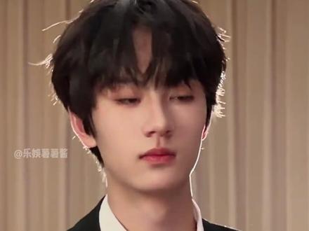 咱们就期待李煜东从极品辣条音蜕变成极品青年音吧 #李煜东 #养成系 #tf家族