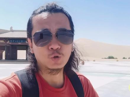 青甘大环线 上有很多的知名打卡点,相信 敦煌 一定是最闪亮的之一,那 敦煌旅游 到底应该怎么玩,怎样的 旅游攻略 才能让没有来过的你 旅游避坑 呢,这个视频给您讲的明明白白的#人类敦煌心向往之 #敦煌 #旅游攻略 #敦煌旅游