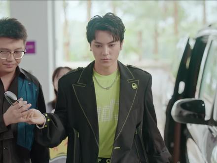 出道只为了考大学,穷系年下奶狗 一开始看觉得离奇又离谱,结果逻辑还挺强哈哈哈。桂芳和小灿都要好好的