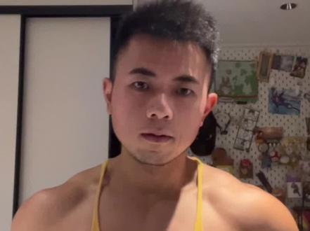 当我让豆包给我的颜值身材打分 #内容过于真实 #男人的快乐 #豆包ai #男性心理学