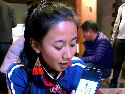 松茸表面的黑色绒毛是可以吃的!可以吃的!吃的!千万别浪费了~#云南小花 #松茸