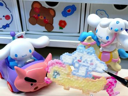 情侣邪修拼豆PK!洗脸巾烫vs立体旋转小车? #拼豆 #手工 #潮玩